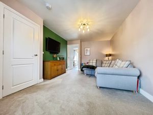 Lounge- click for photo gallery